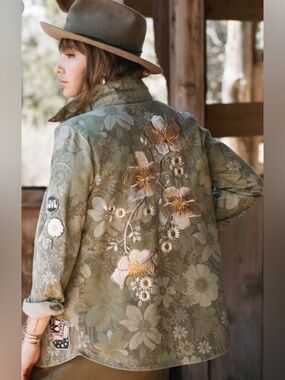 In 🔜 🆕 Spell ‘Eden’ Camo Jacket S